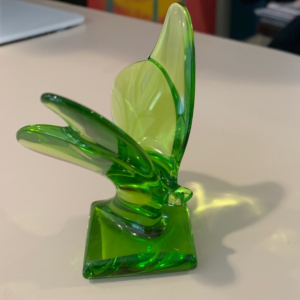 Baccarat lucky green butterfly